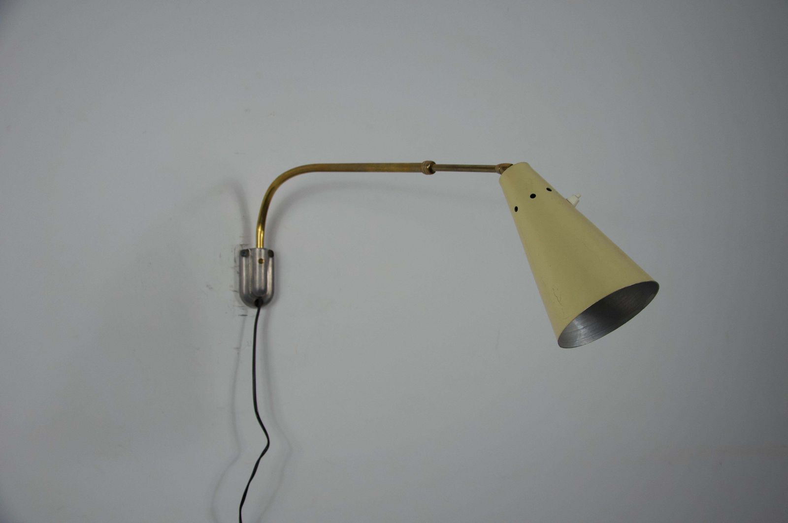 Adjustable Brass Wall Lamp Attr. To Oluce, Italy, 1960s photo 1574.0