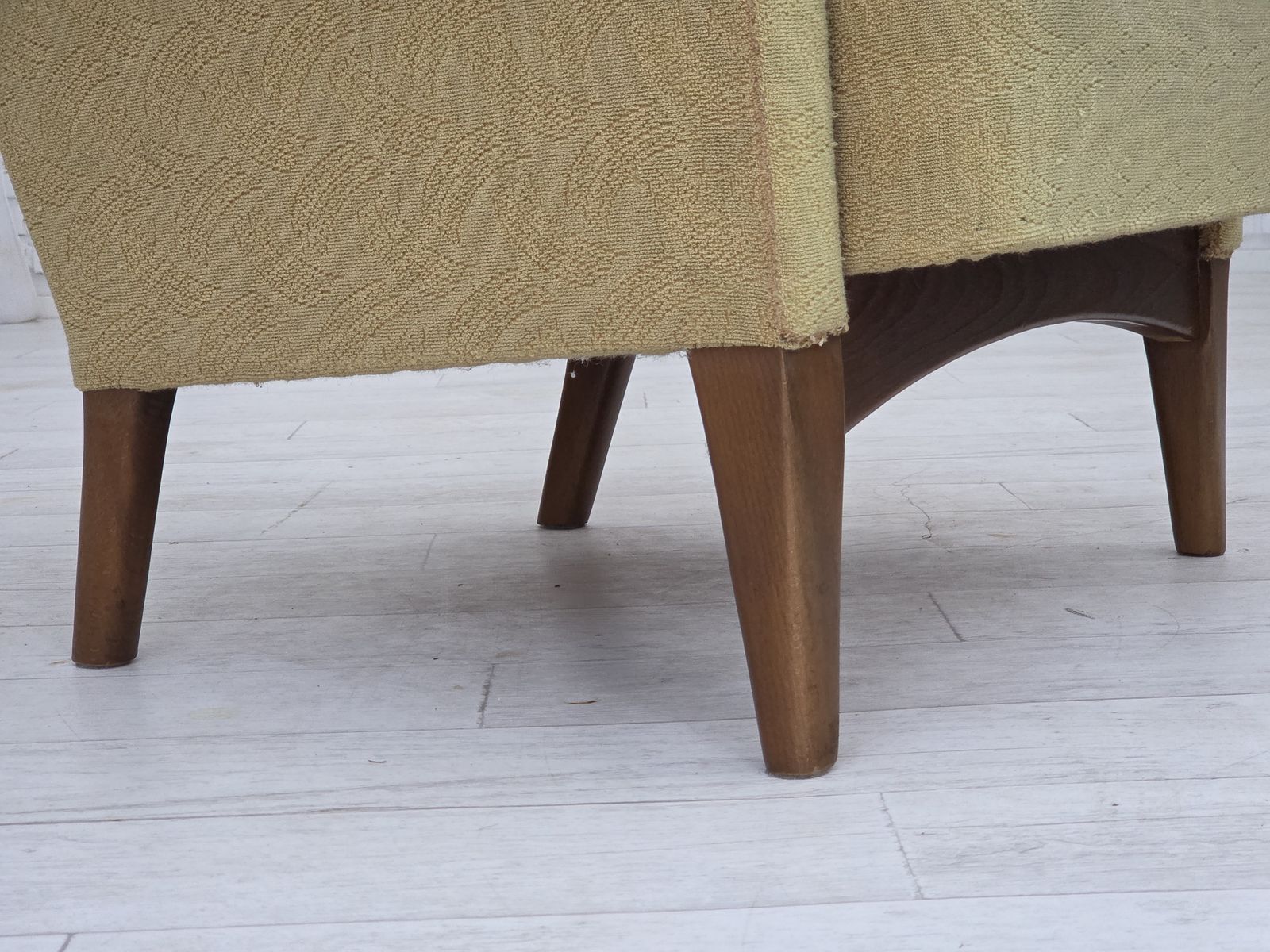 1960s, Danish Armchair By Fritz Hansen, Series 8000/8020, Original Condition. photo buy