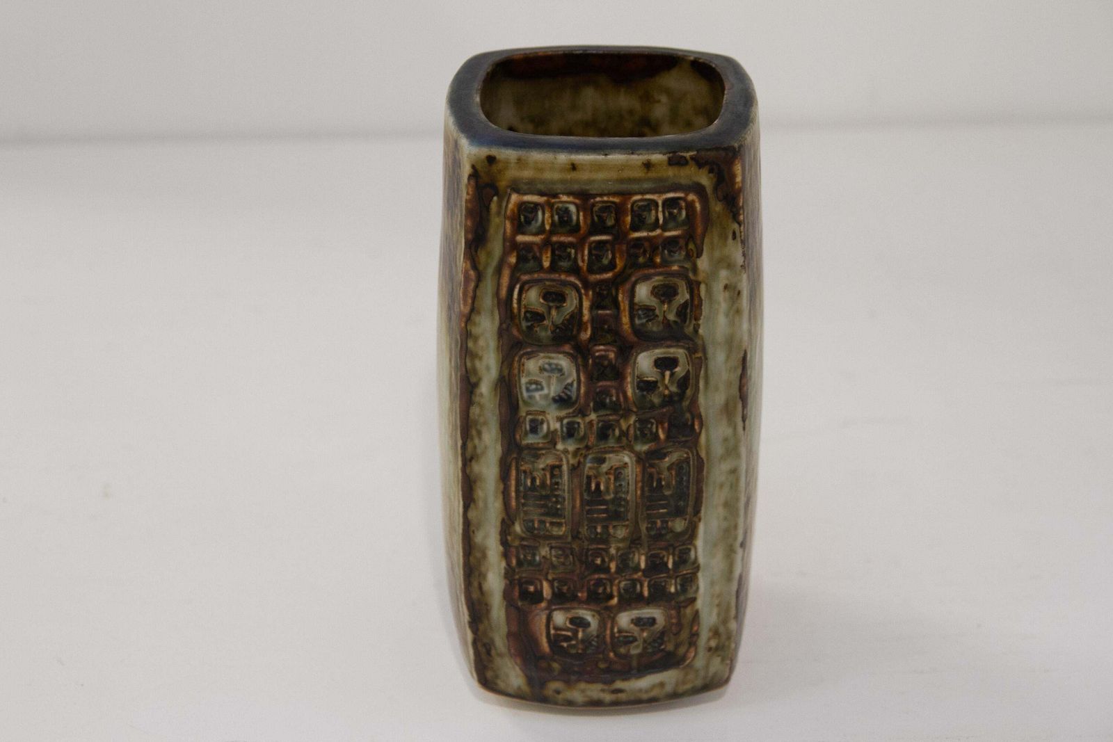 photo vintage Large Danish Stoneware Vase By Jørgen Mogensen For Royal Copenhagen, 1970s.