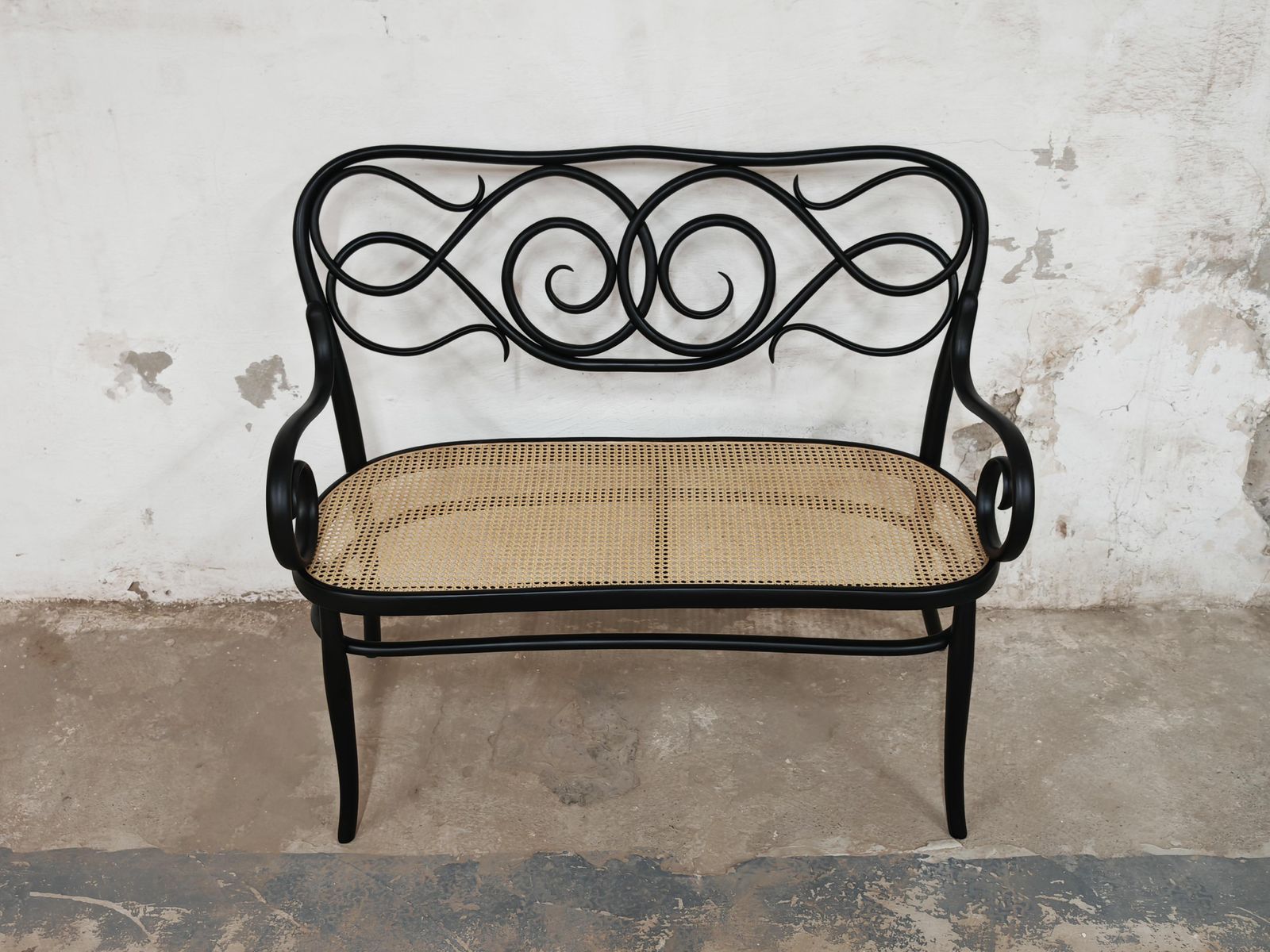 photo vinterior Art Nouveau Settee No. 2 In Bent Wood And Cane By Thonet Brothers, Austria 1870s