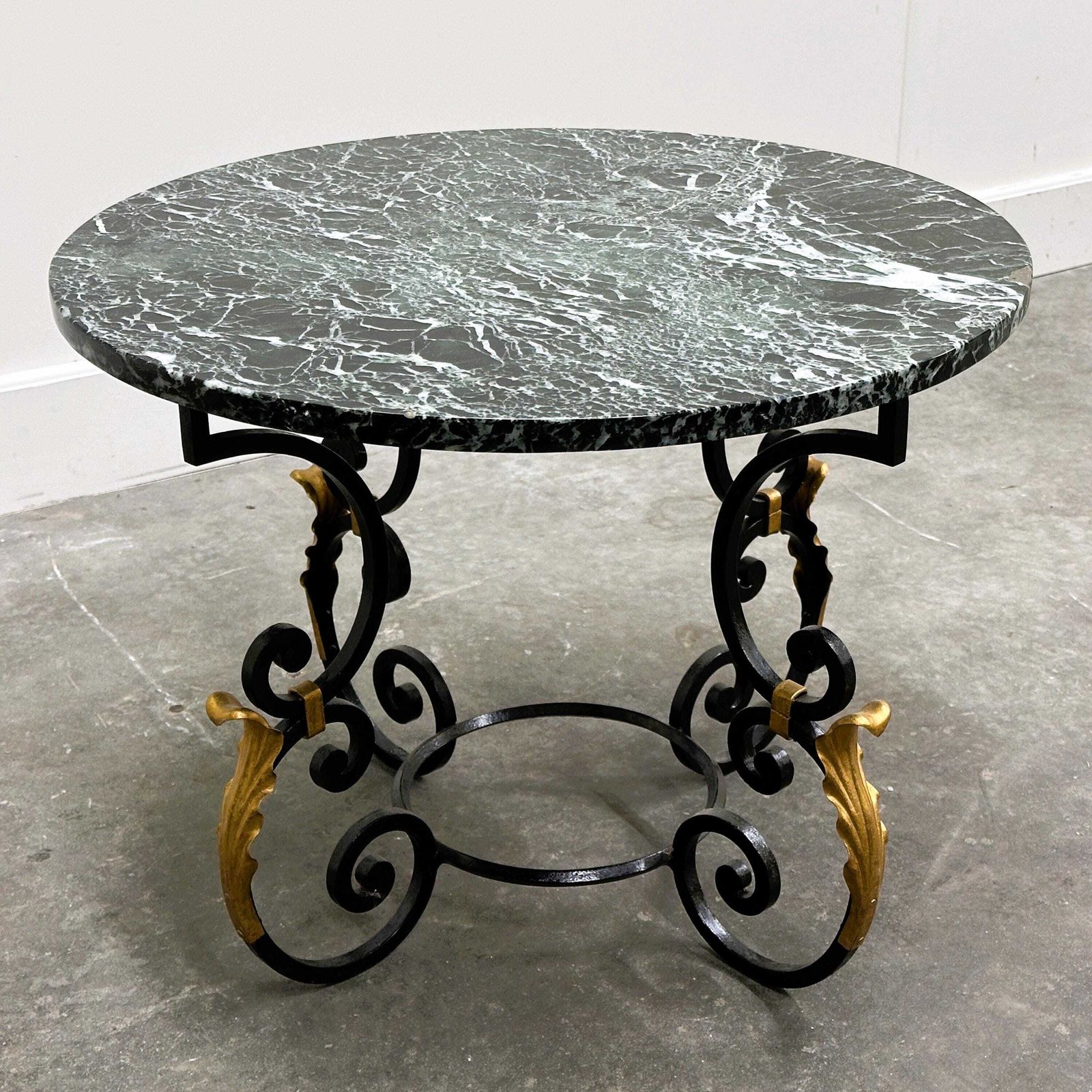 Franse Neoklassieke Salontafel Met Hollywood Regency Invloeden, Jaren 1970.