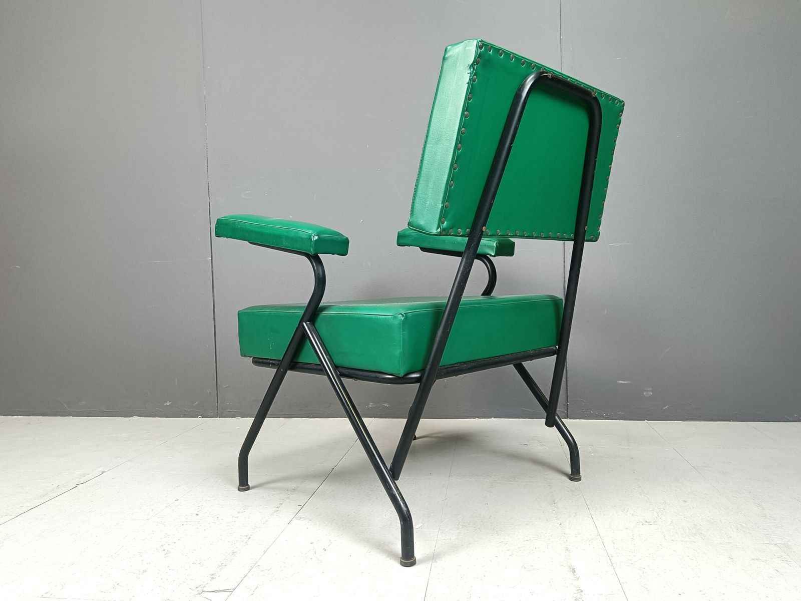 photo furniture Mid Century Italian Armchair, 1950s