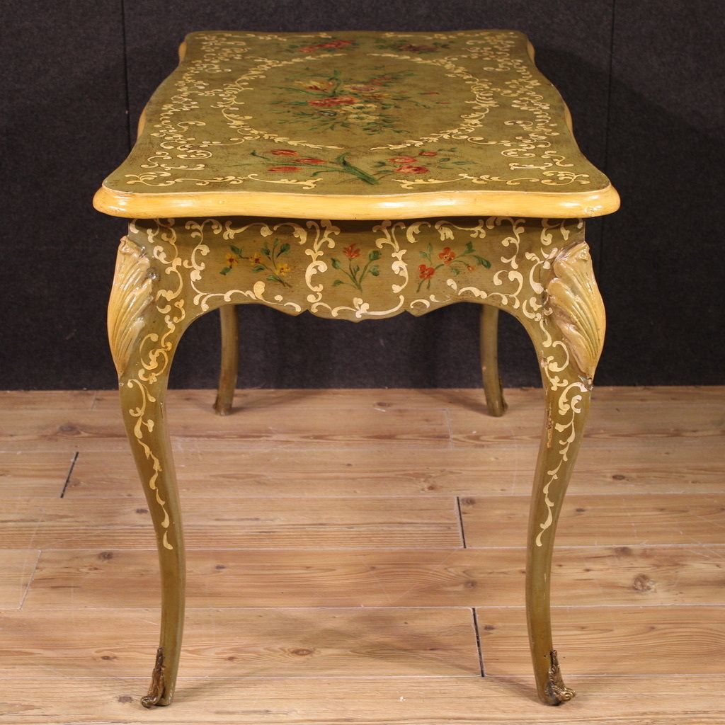 photo furniture 20th Century French Lacquered And Painted Writing Desk