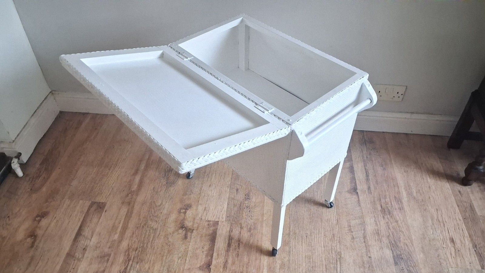 1960's Lloyd Loom ?  Bathroom Storage/Trolley , Linen/Towel Storage/Rail photo for sale