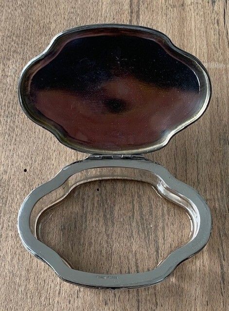 A Fine 19thc Germany Silver And Cut Glass Hinged Trinket Box, By Posen Of Frankfurt And Berlin photo for sale