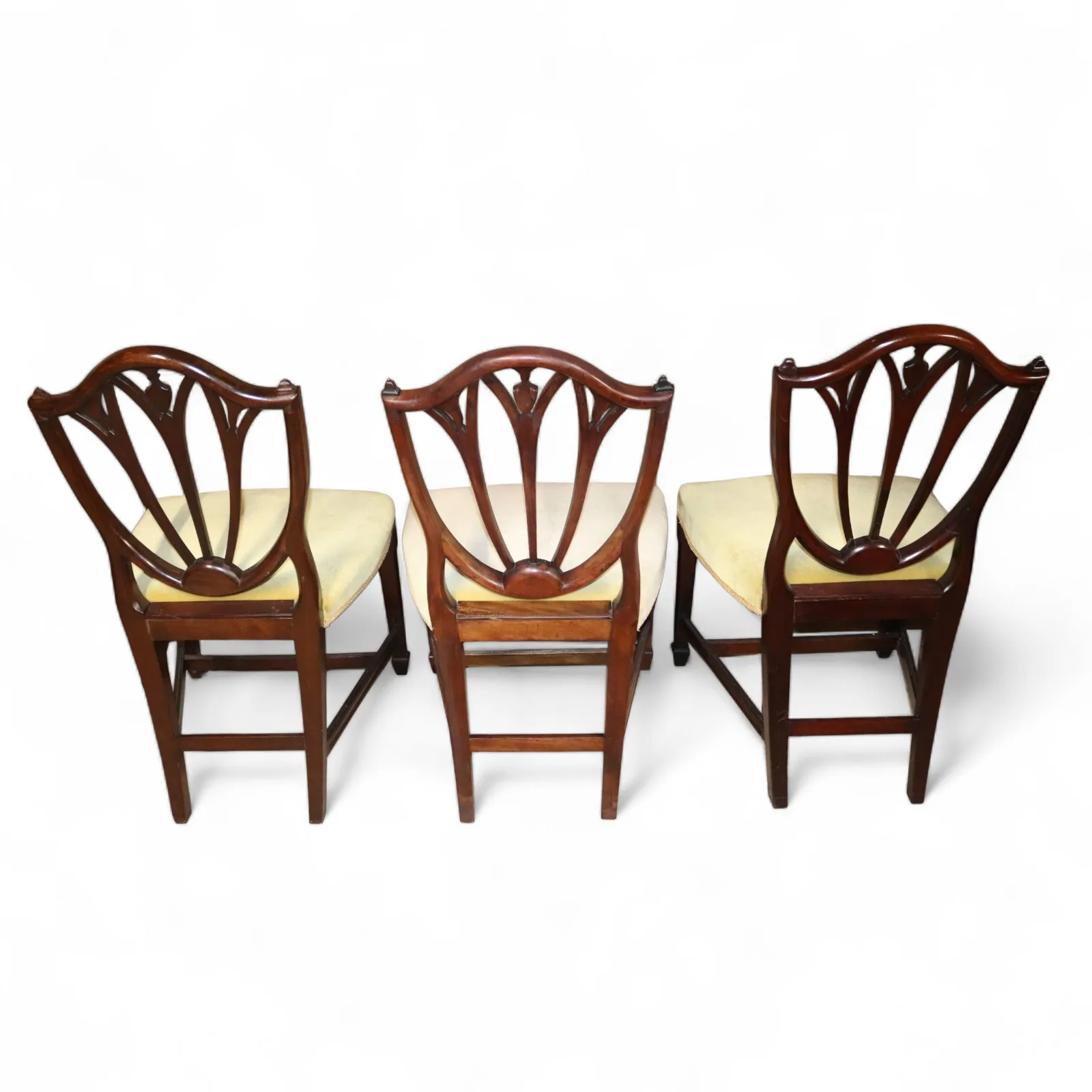 photo vintage Set Of 6 Antique Mahogany Sheraton Style Shield Back Dining Chairs