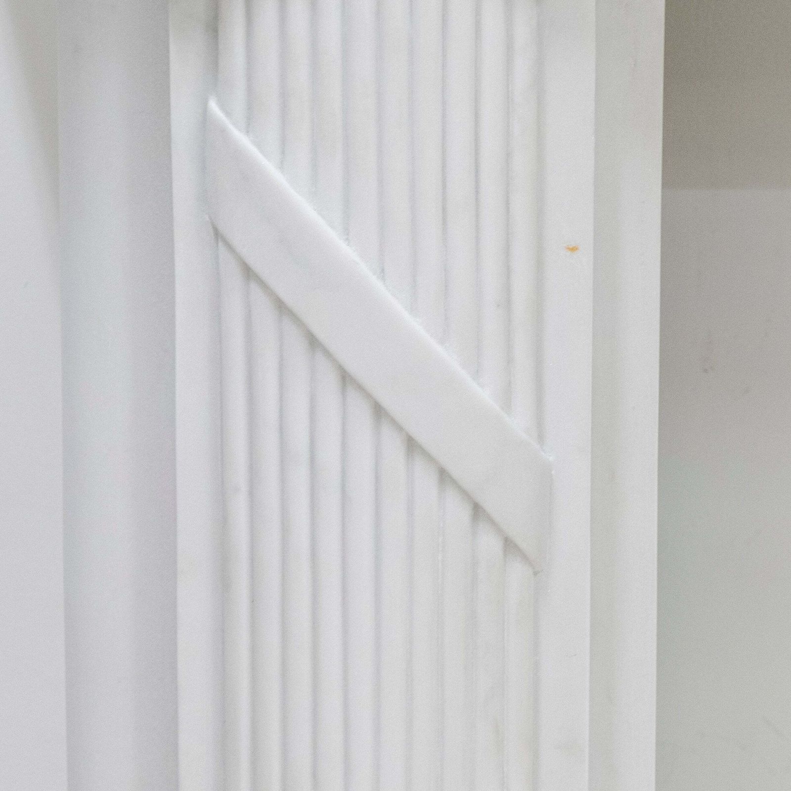 photo vinterior Reclaimed Regency Style White Marble Surround