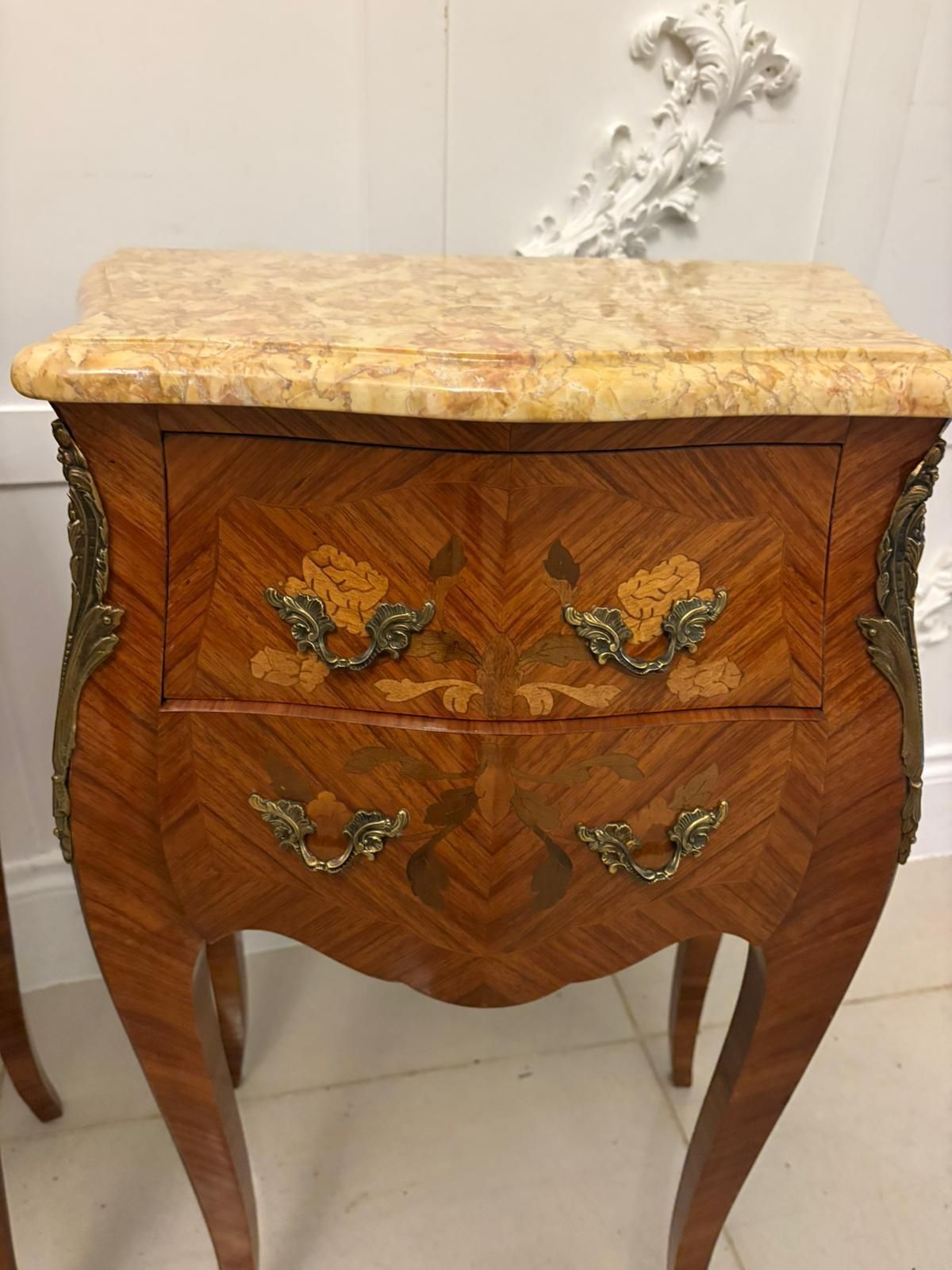 3325.0 Antique Quality Pair Of French Louis XV Style Marquetry Bedside Cabinets photo