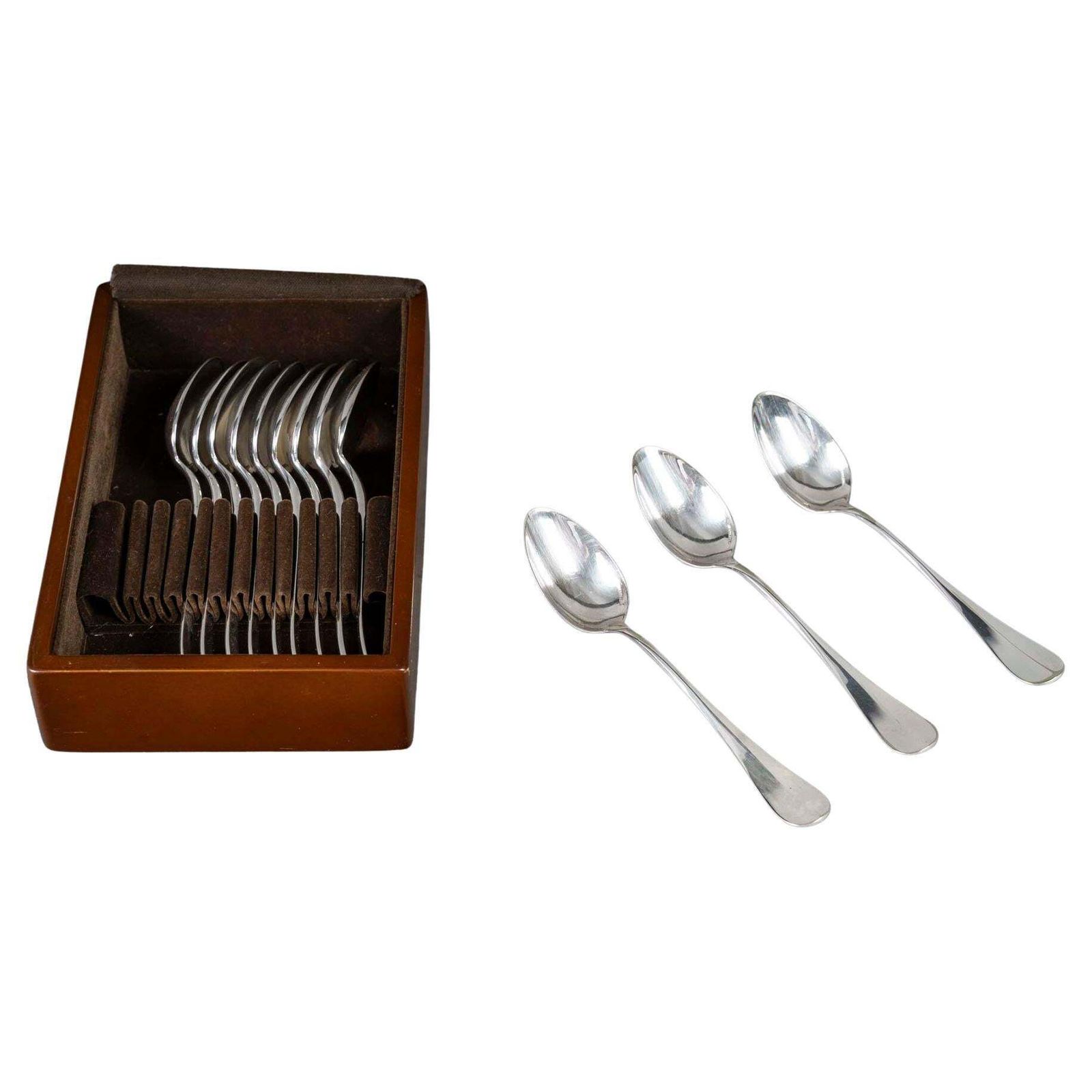 Set Of 12 Small Spoons In A Case, 20th Century.