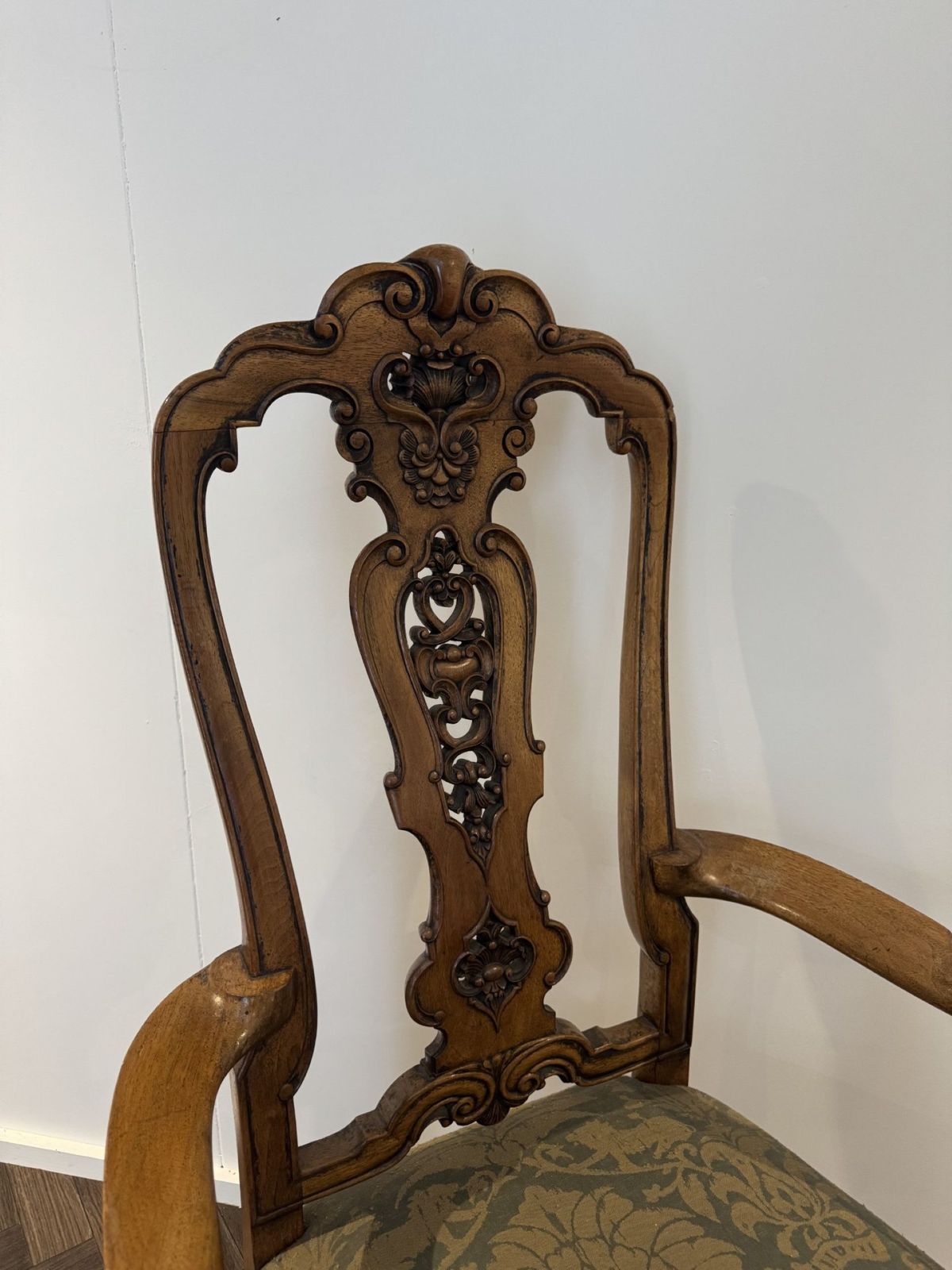Fantastic Quality Set Of Ten Victorian Walnut Dining Chairs photo Furniture