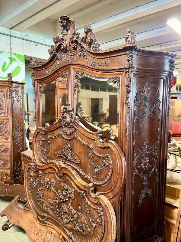 Large Louis XV Dresser In Walnut photo furniture
