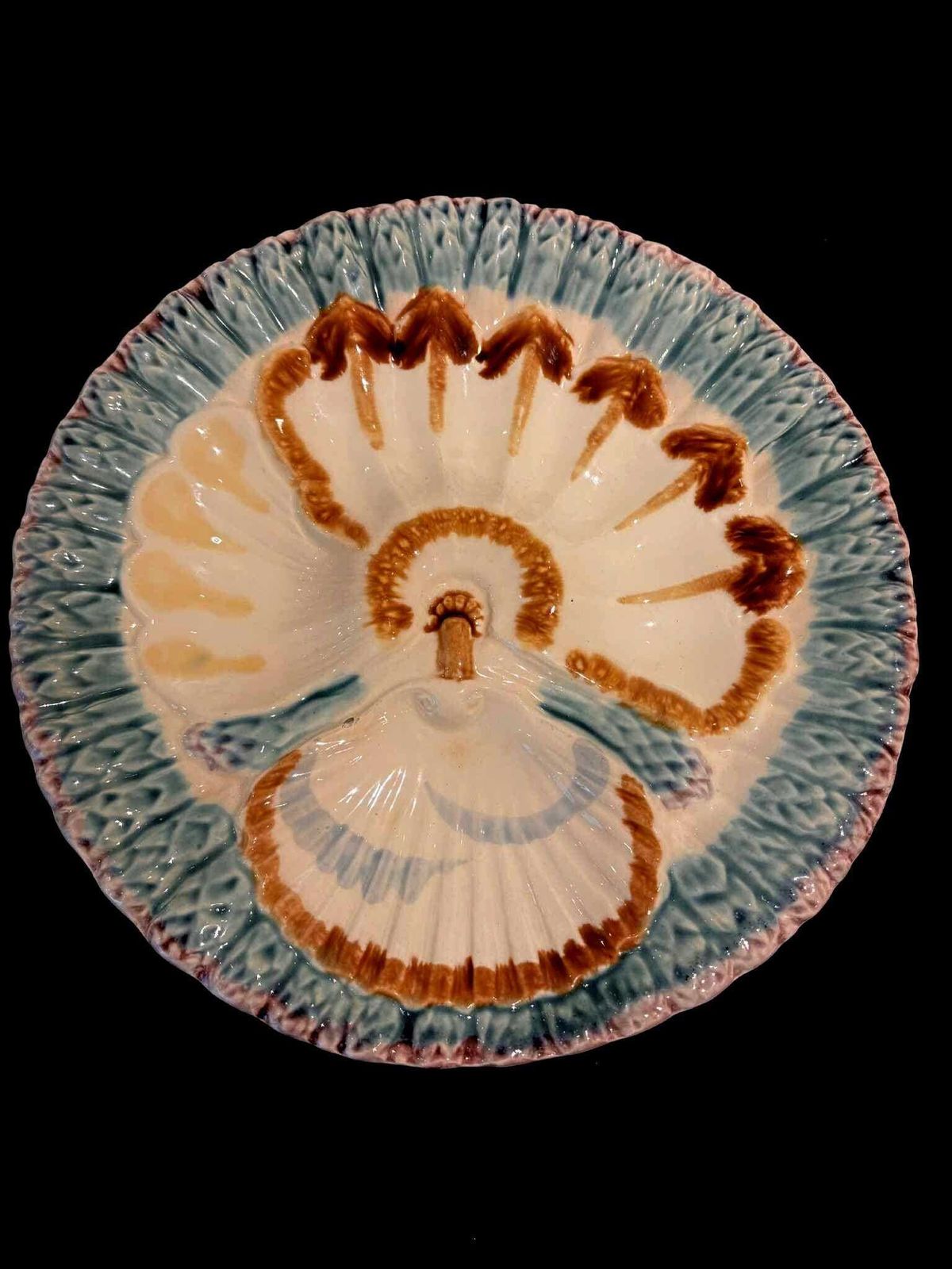 Antiek Majolica Aspergesbord Van Longchamp, 19e Eeuw | Zeldzame Barbotine Keramiek, Marien Decor, 25,5 Cm