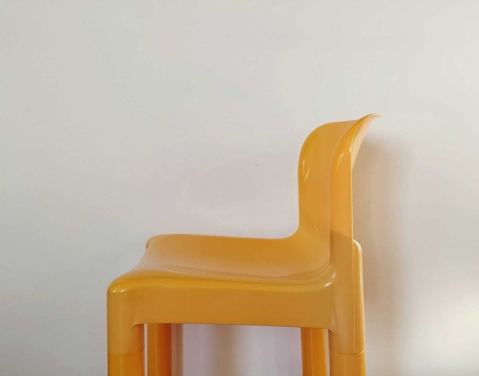 Carlo Bartoli Set Of Six 4875 Chairs In Plastic By Kartell 1980s photo 1760.0