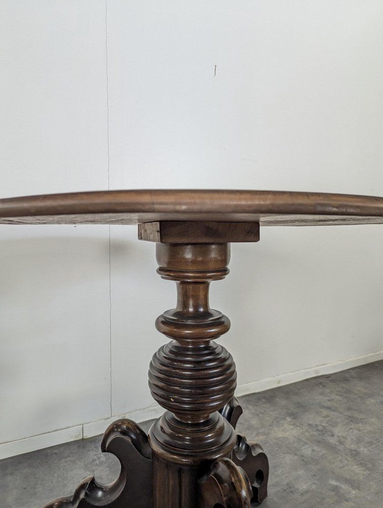 Pedestal Table In Wood photo for sale