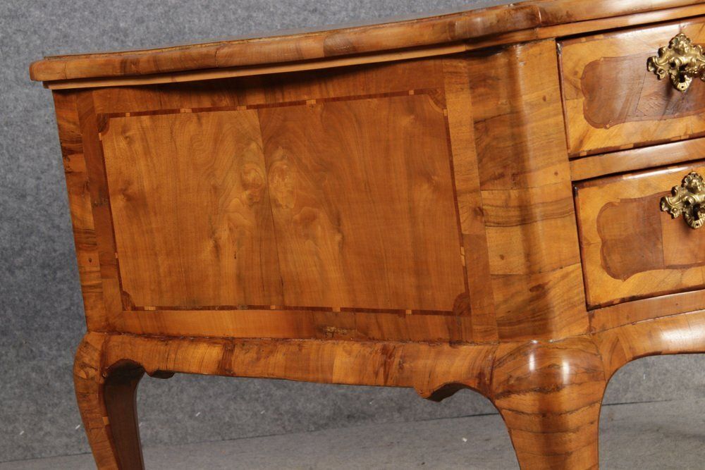 photo vinterior Antique Baroque Desk In Walnut Inlay, 1780