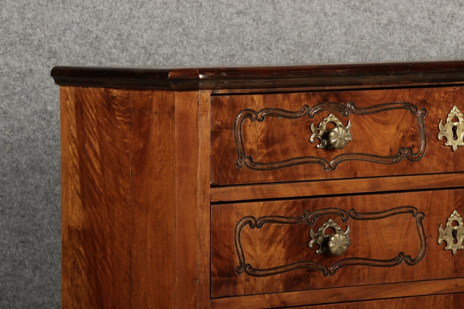 18th Century Baroque Chest Of Drawers In Walnut, 1750s photo vinterior