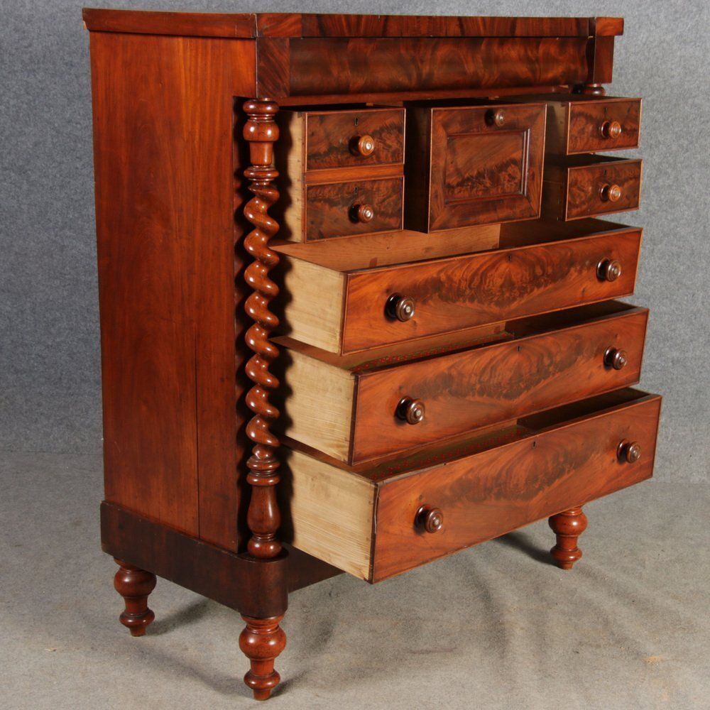 Antique English Victorian Chest Of Drawers In Mahogany, 1850 photo vintage