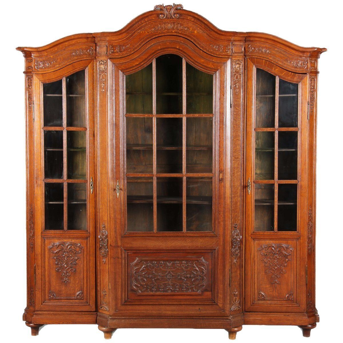 Antique Baroque Oak 3 Door Display Case With Carvings, Aachen Lüttich, 19th Century