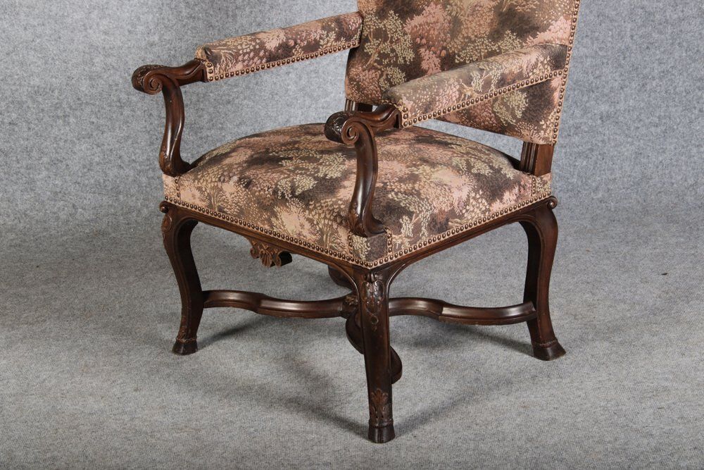 Antique Baroque Chair With Carving, 1880 photo vintage
