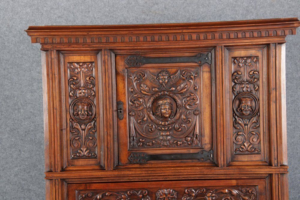 photo vintage Antique Historicism Cabinet With Lions, 1900s