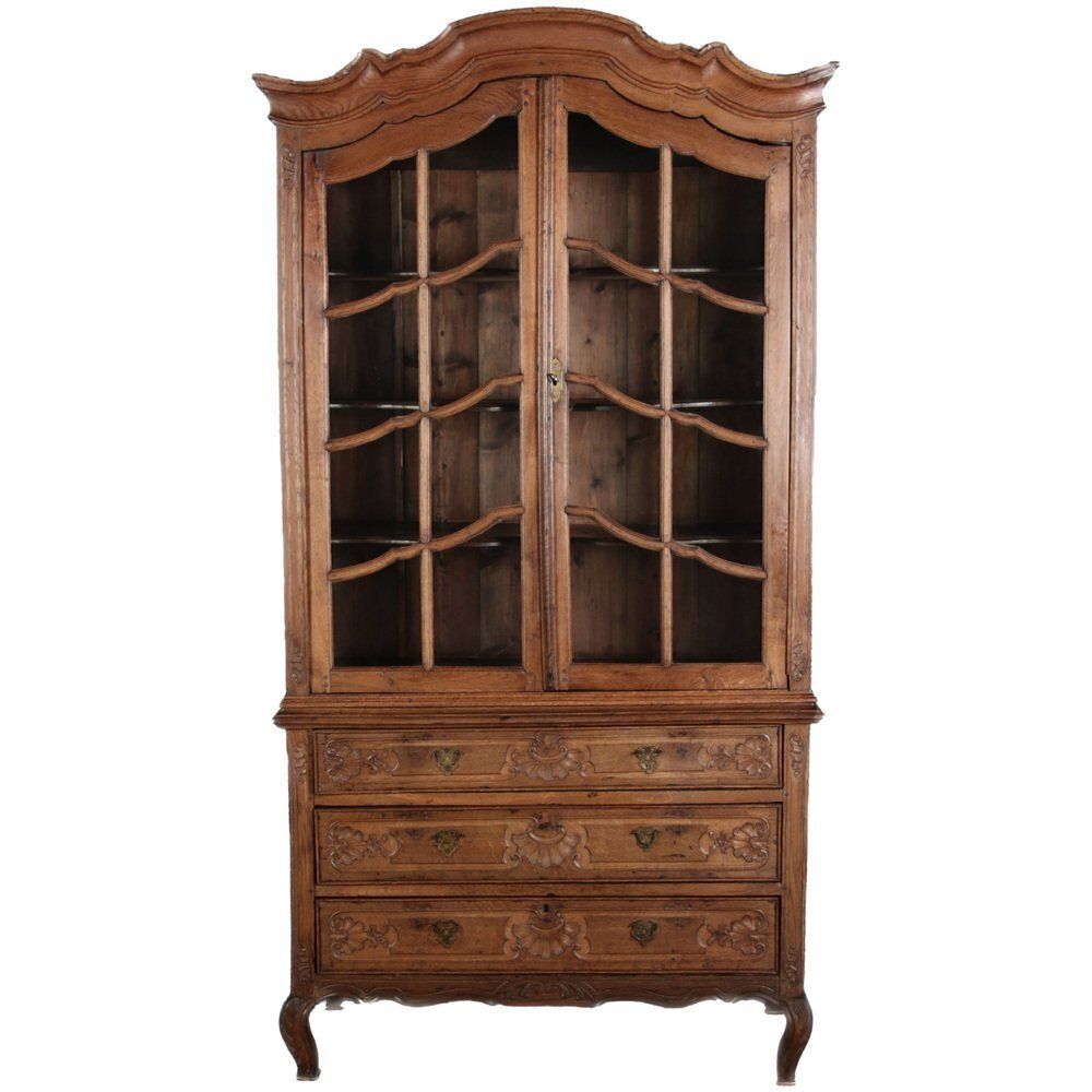 Baroque Showcase In Oak With Rocilla Carvings, 1760s