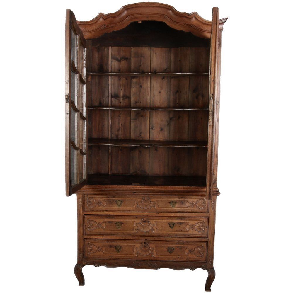 Baroque Showcase In Oak With Rocilla Carvings, 1760s photo Furniture
