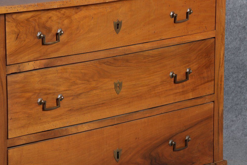 photo furniture Small 18 Century Baroque Chest Of Drawers, 1800s