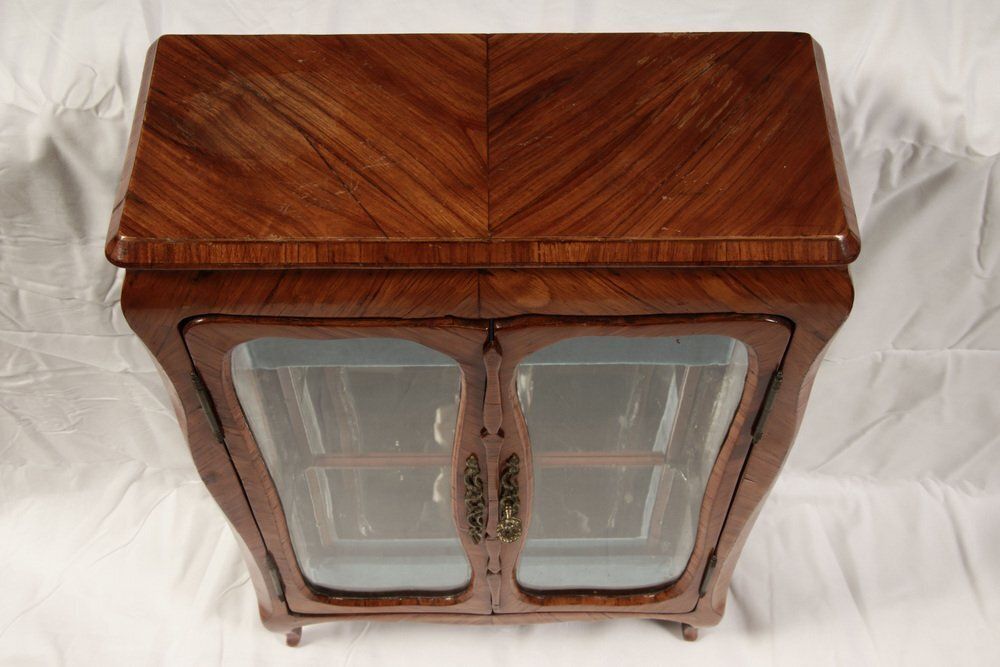 Antique French Baroque Showcase, 1850 photo vinterior