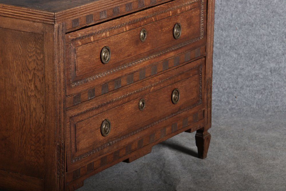 photo vinterior Baroque Chest Of Drawers In Oak, 1780s