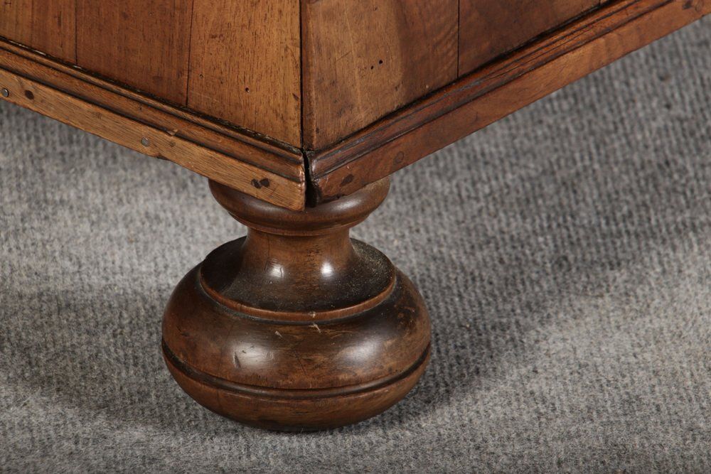 2196.0 Antqiue Baroque Chest In Walnut, 1750 photo