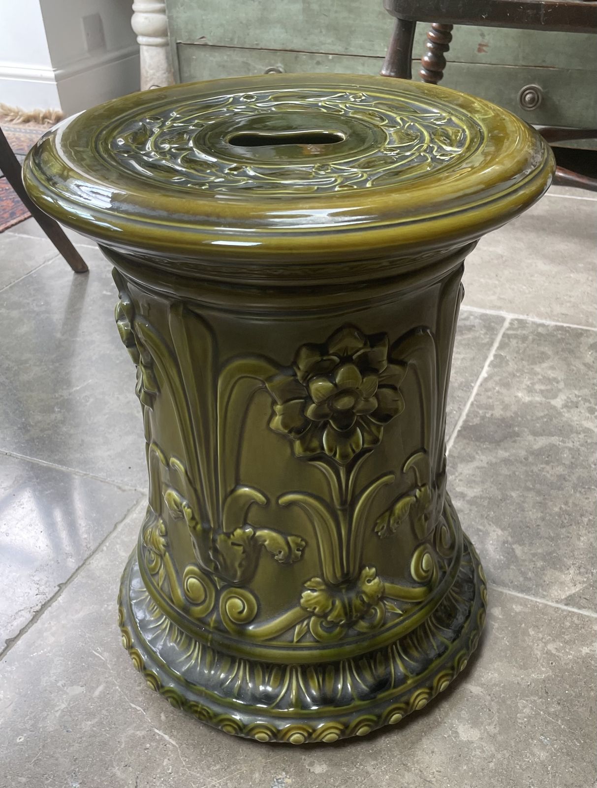 Victorian Majolica Garden Seat photo 250.0