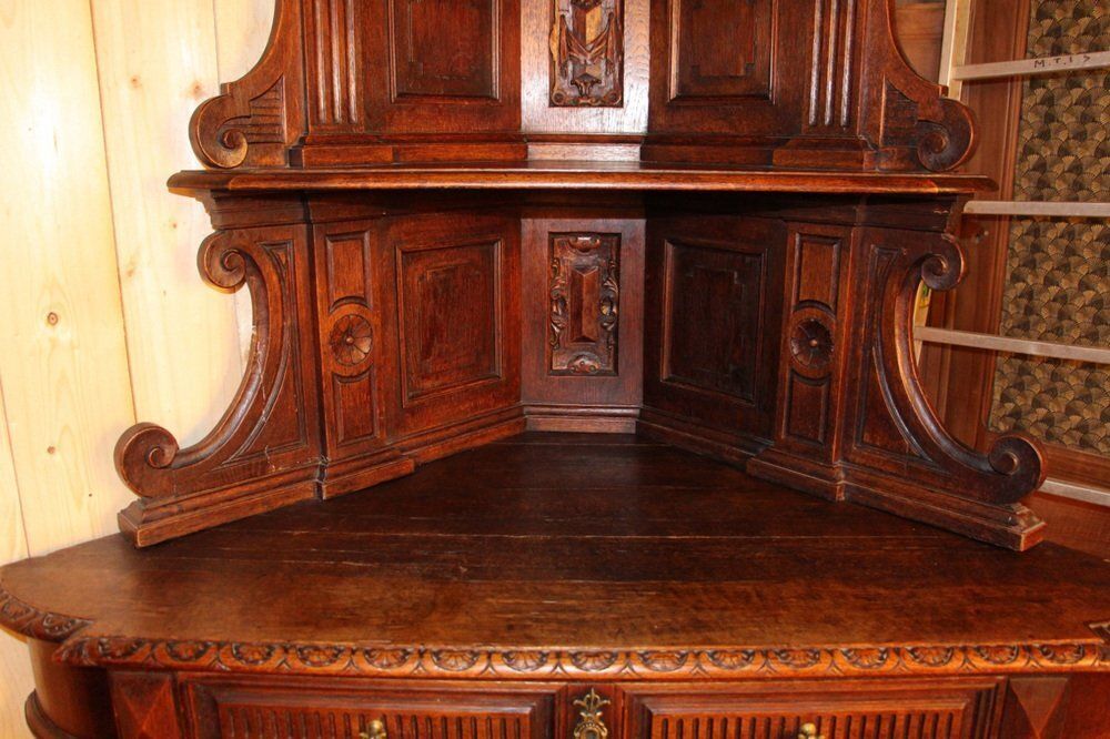 Large Corners Of Castle Cabinets, Set Of 2 photo vintage