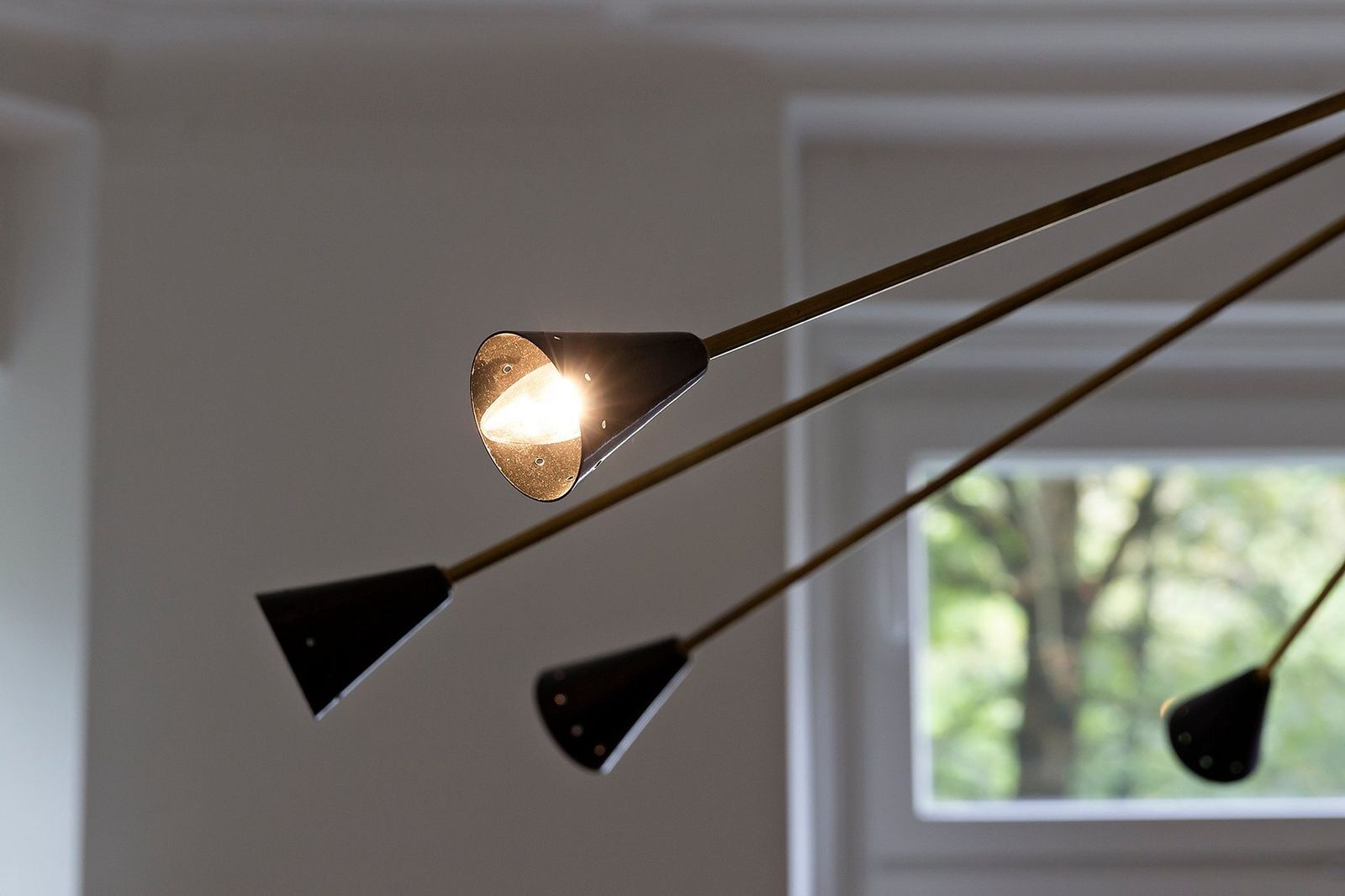 photo furniture Large Italian Sputnik Chandelier From Stilnovo, Italy, 1960s