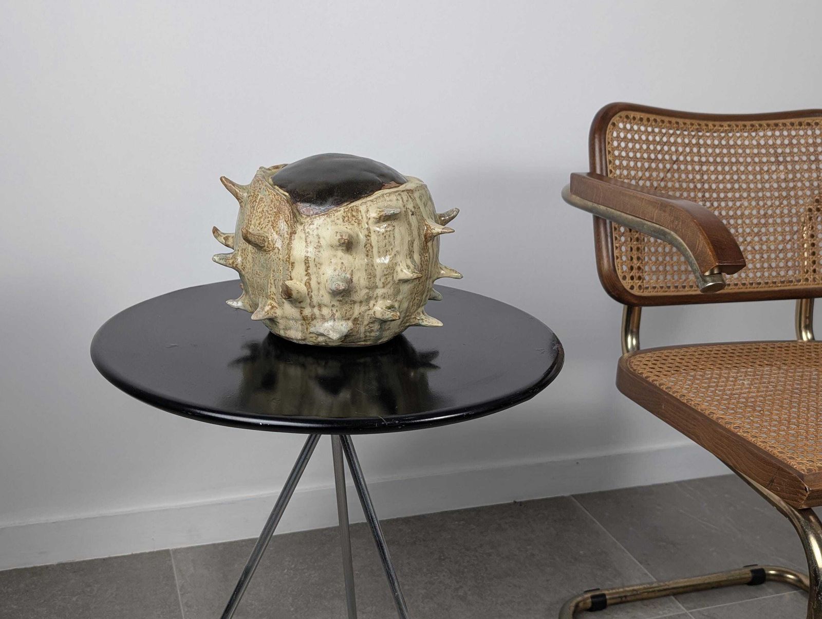 Gran Escultura De Gres Vidriado Orgánico "Castaña", Siglo XX photo vinterior