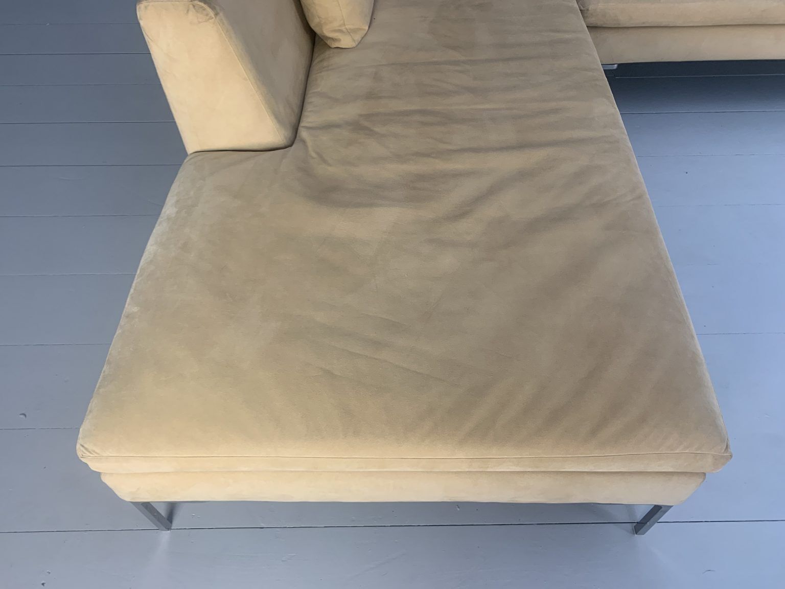 B&B Italia “Charles” Sofa – L Shape 5 Seat – In Sand Alcantara photo buy