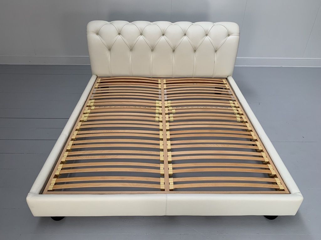 Fendi Casa “Chesterfield” Superking Bed – In White Leather photo 6900.0