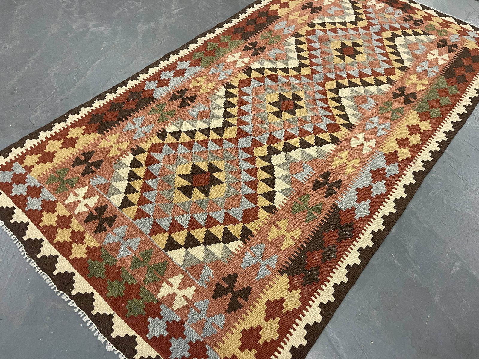 Geometric Kilim Runner Rug, Handmade Wool Contemporary Rug 185 X 103 Cm photo vinterior