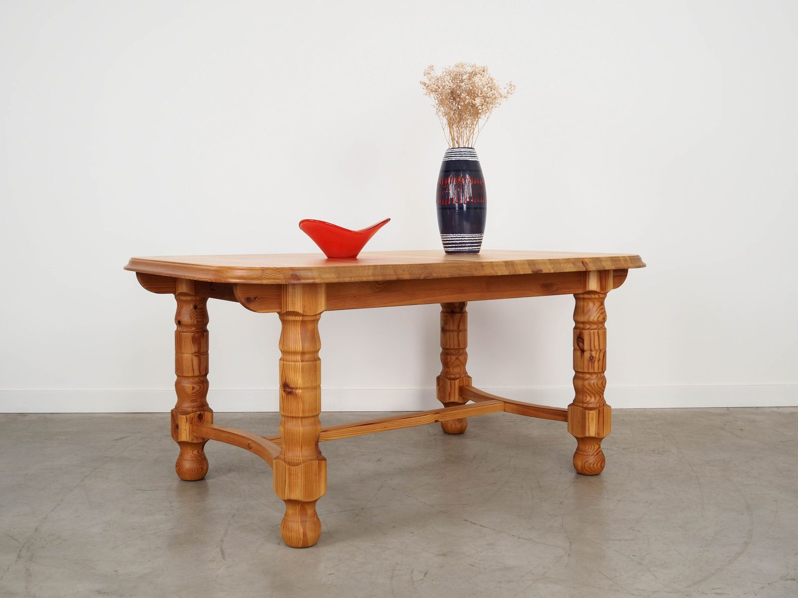 Pine Table, Danish Design, 1970s, Production: Denmark photo Furniture