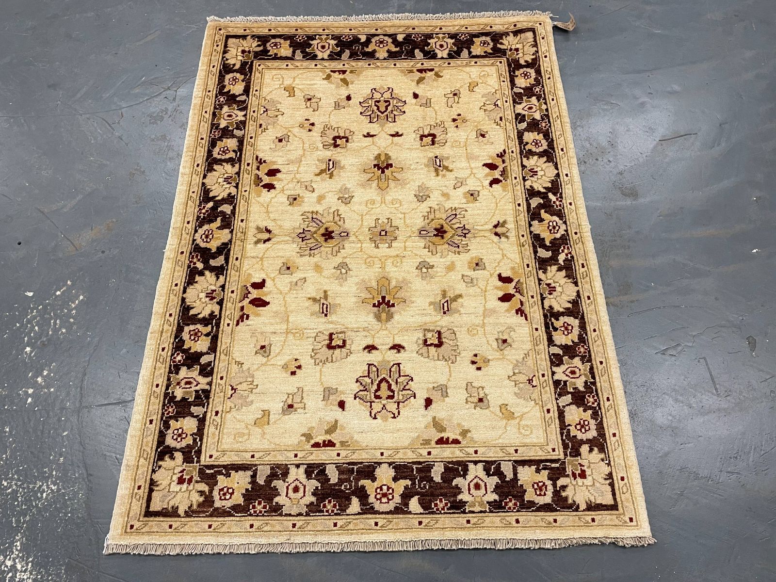 693.0 Beautiful Cream Brown Wool Rug, Floral Oriental Traditional Rug 106x150cm photo