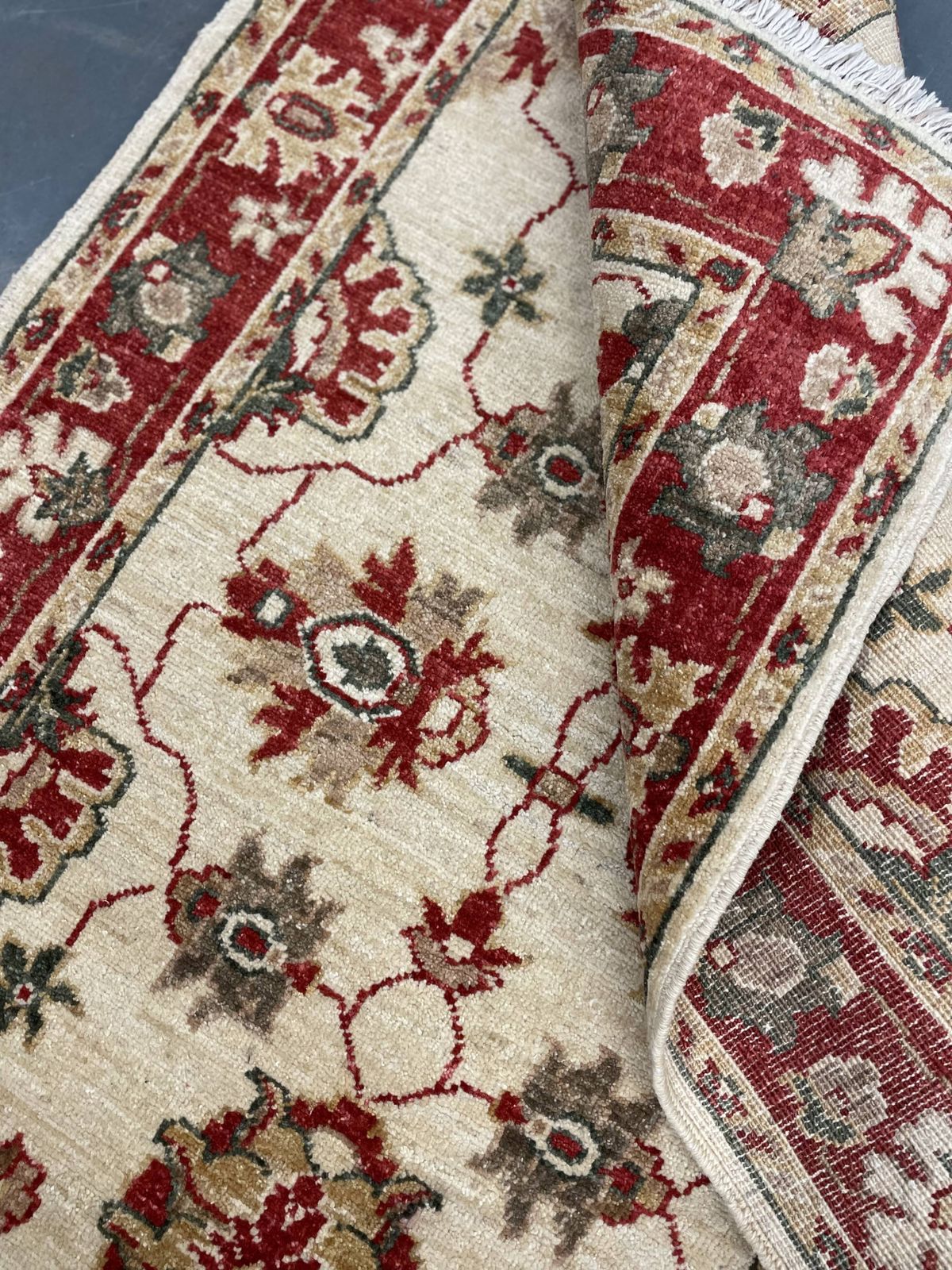 Traditional Cream Wool Rug, Small Red Floral Oriental Carpet 86x123 Cm photo buy