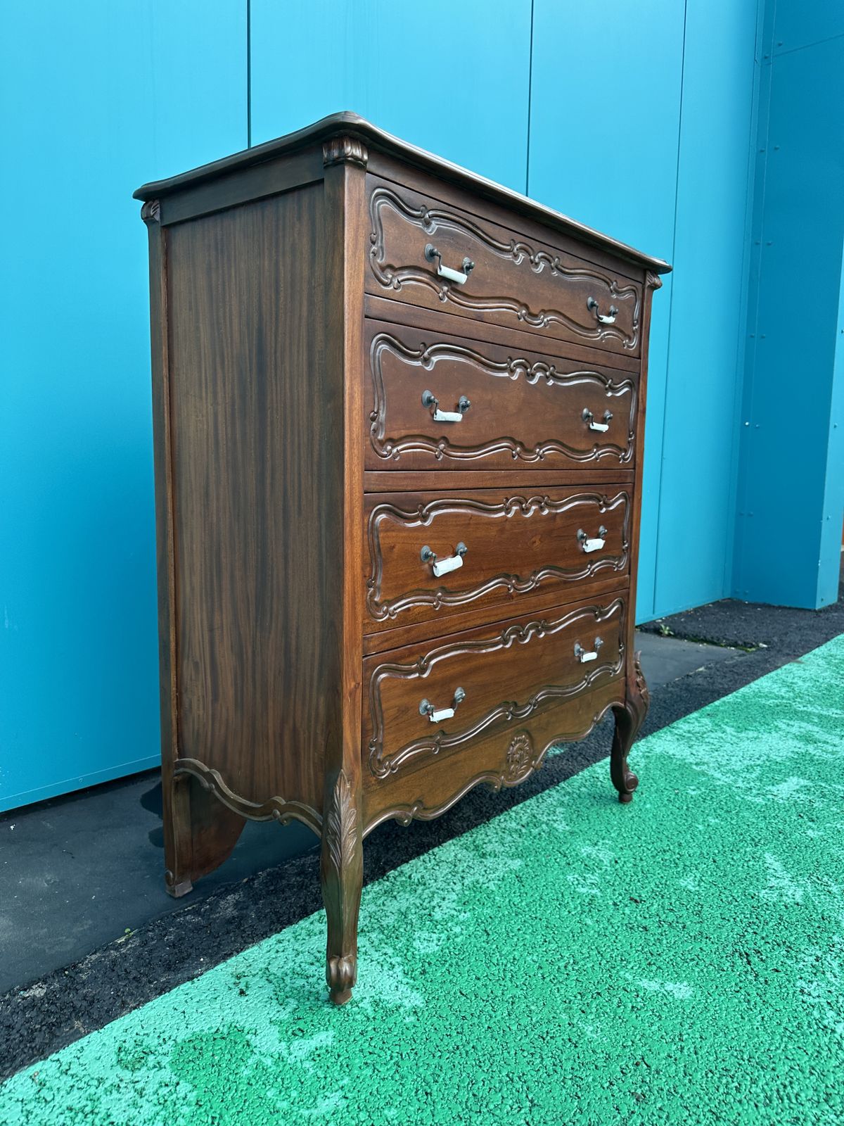 350.0 New Raphael Handcrafted French Antique Style Chest Of Drawers – Rrp £650 photo