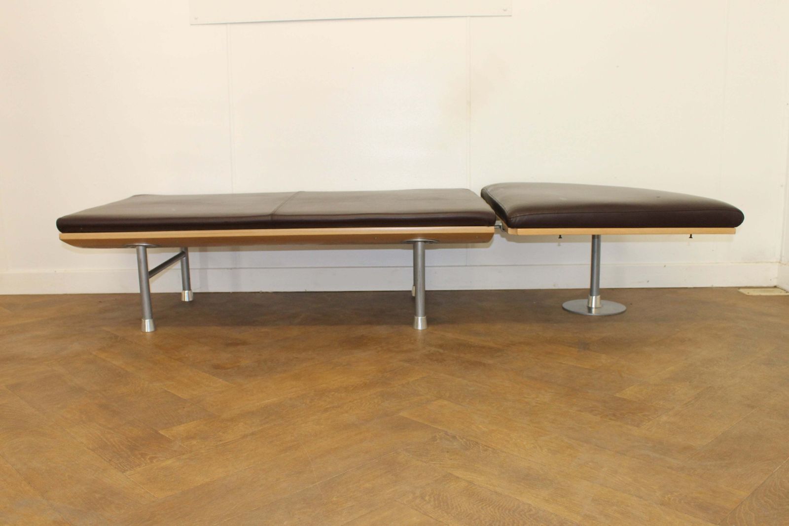 Used Boss Designs Leather Reception Seating photo Furniture