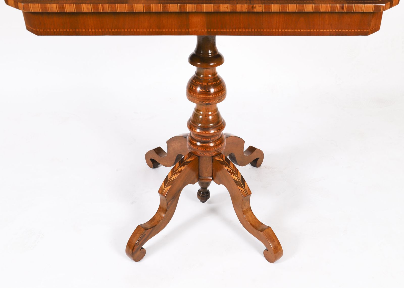 photo furniture Antique Sorrento Italian Marquetry & Parquetry Occasional Table 19th C