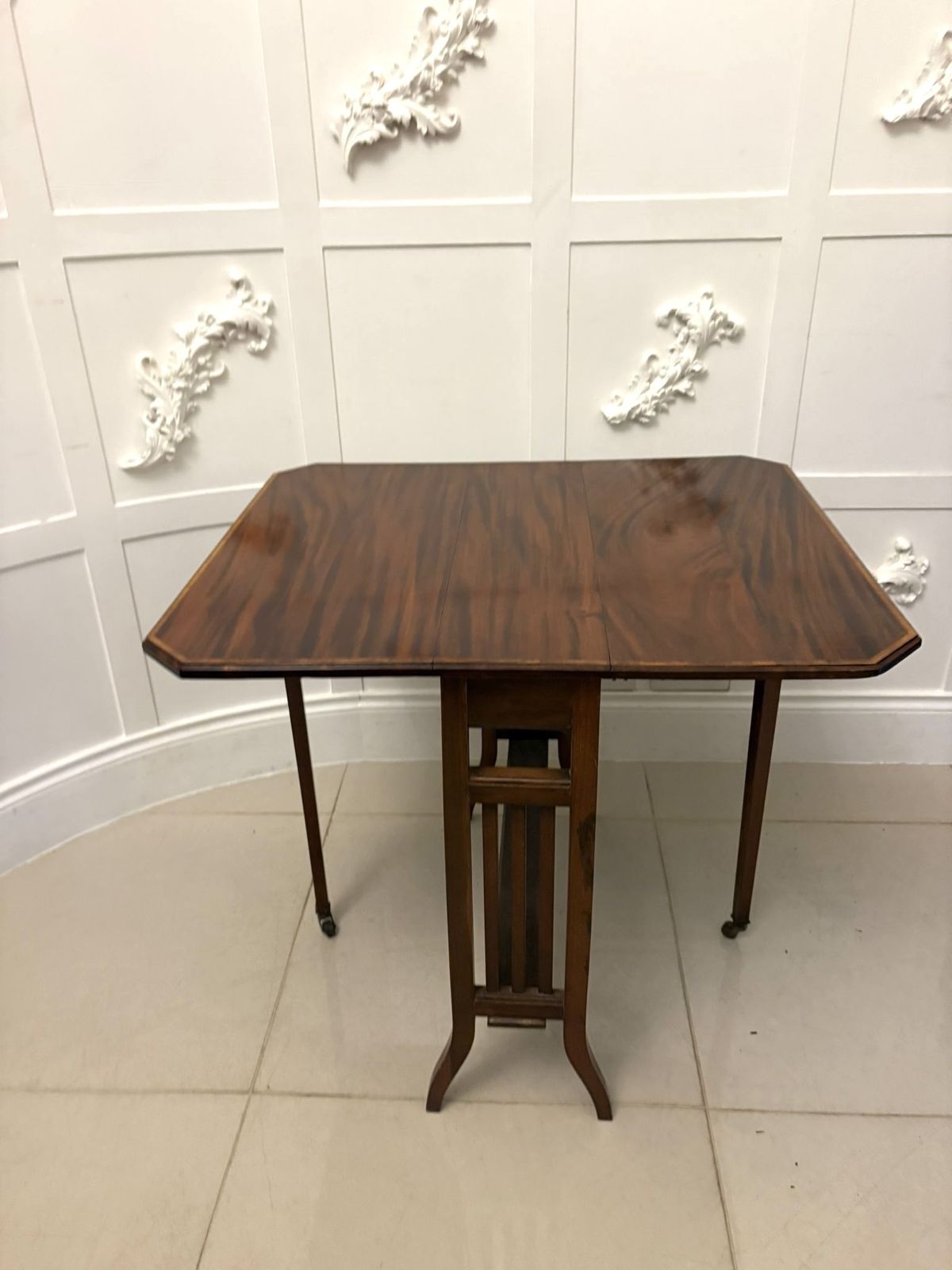 Antique Quality Early 20th Century Inlaid Mahogany Sutherland Table photo vintage