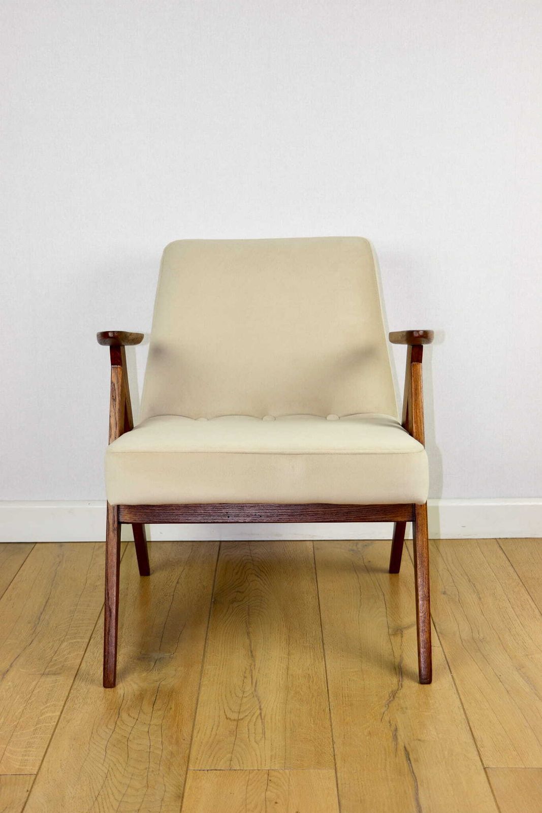 photo for sale Chierowski 366 Armchair, 1970s Beige Dark Oak 1970s
