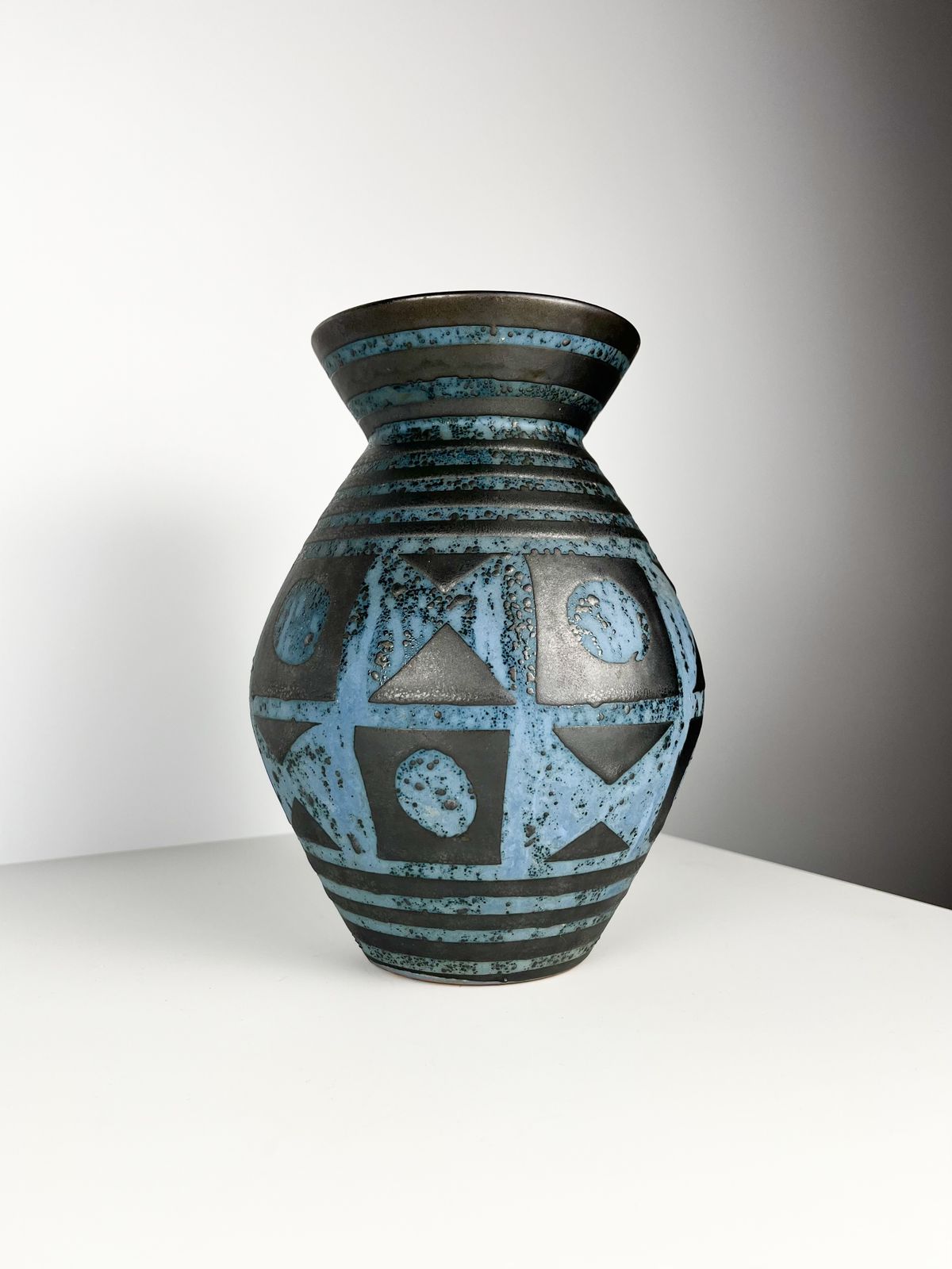 photo furniture Carstens Tönnieshof ‘Ankara’ Vase, West German 1960s