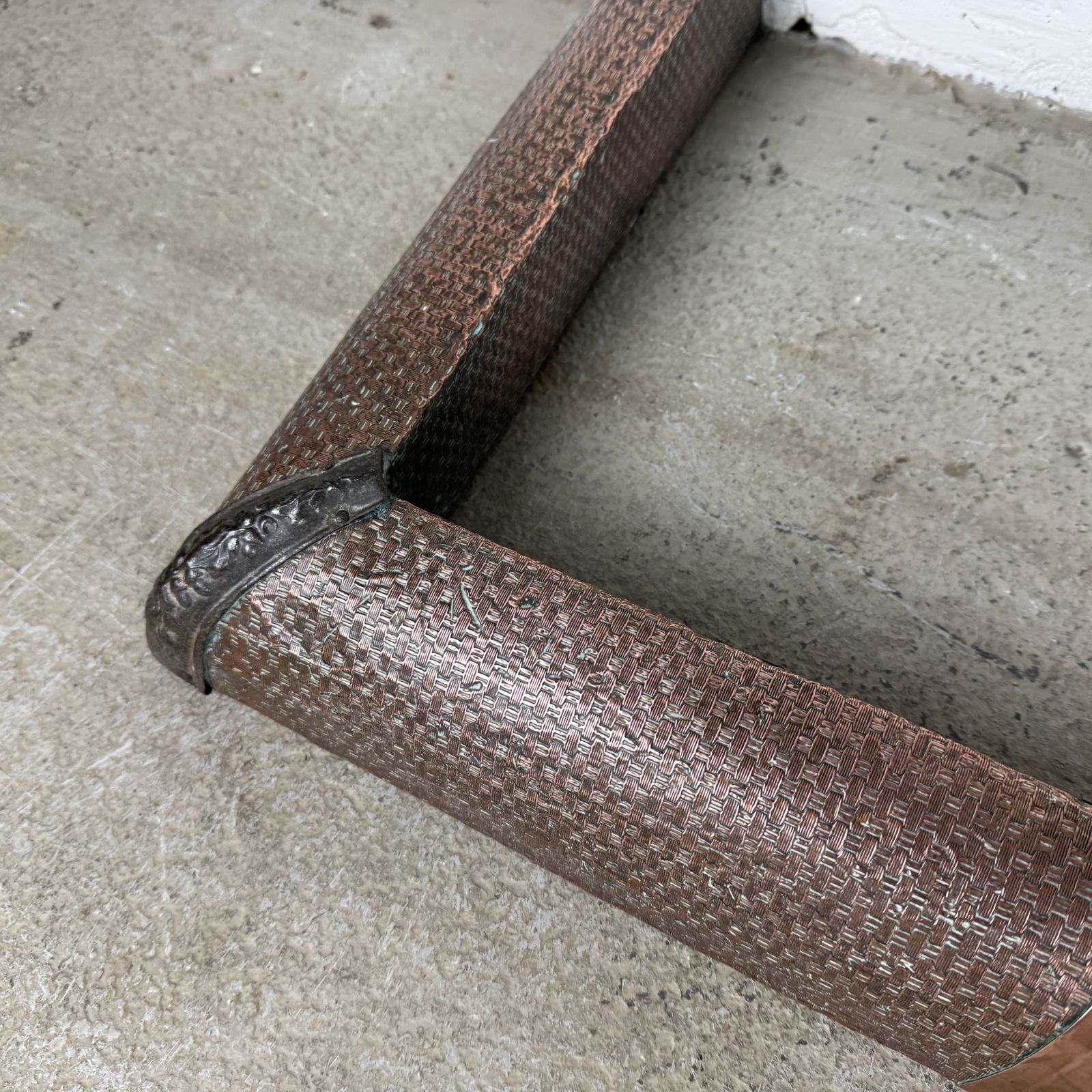 Simple Antique Copper Fireplace Fender photo vinterior