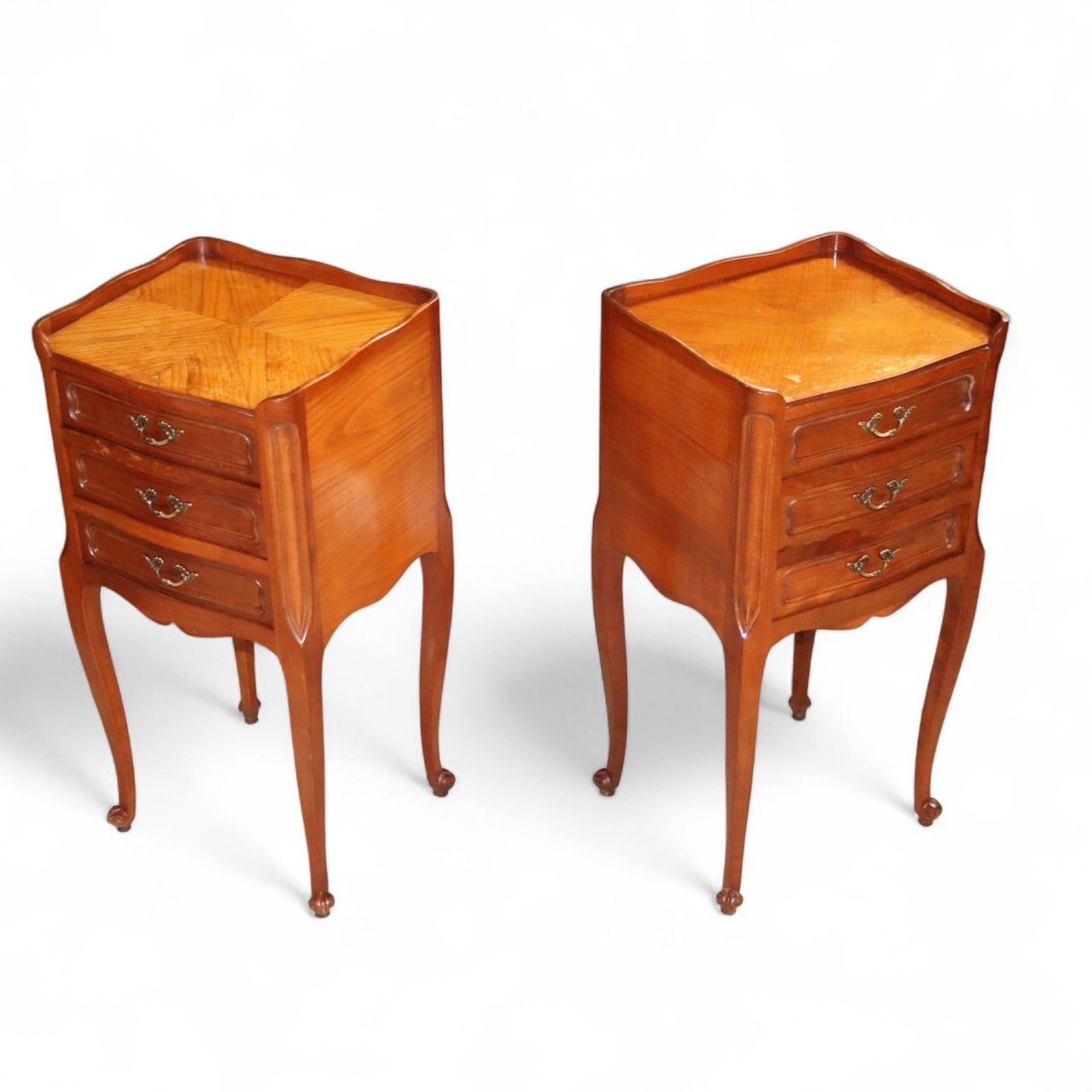 Pair Of Vintage French Walnut Louis XV Style Bedside Chests / Nightstands photo furniture