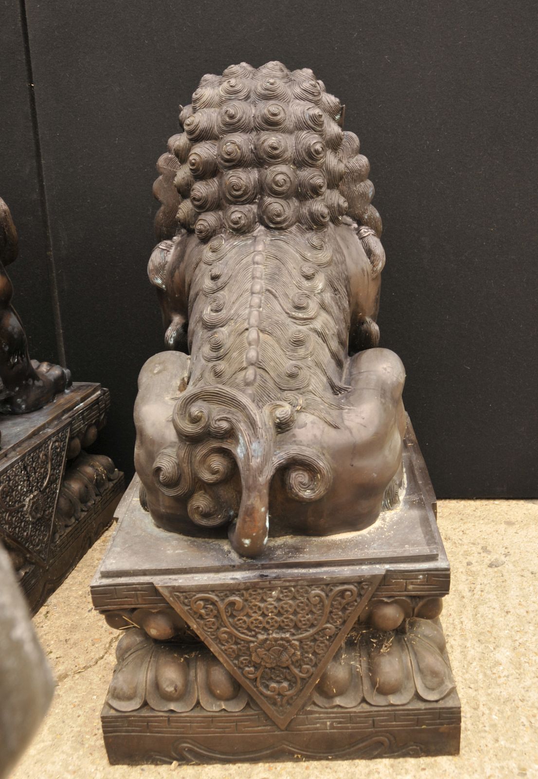 Pair Xl Bronze Chinese Dogs   Foo Keiloon Fu Temple Statue China photo 8160.0