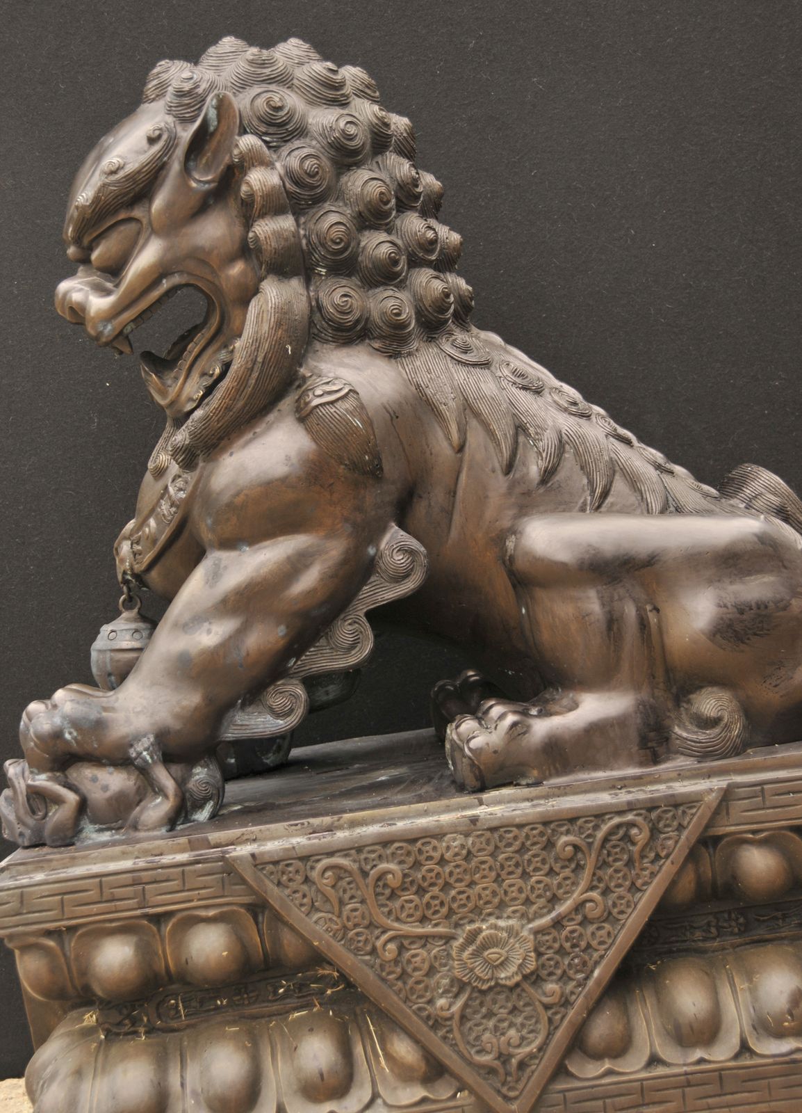 photo vinterior Pair Xl Bronze Chinese Dogs   Foo Keiloon Fu Temple Statue China
